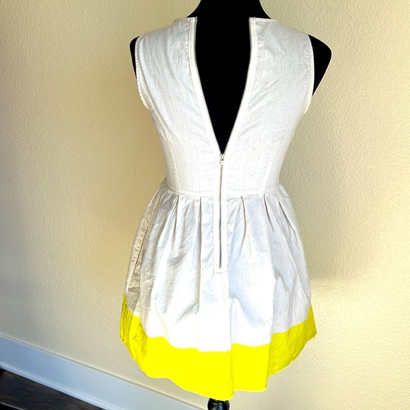 Perfect linen dress - Picture 2 of 2